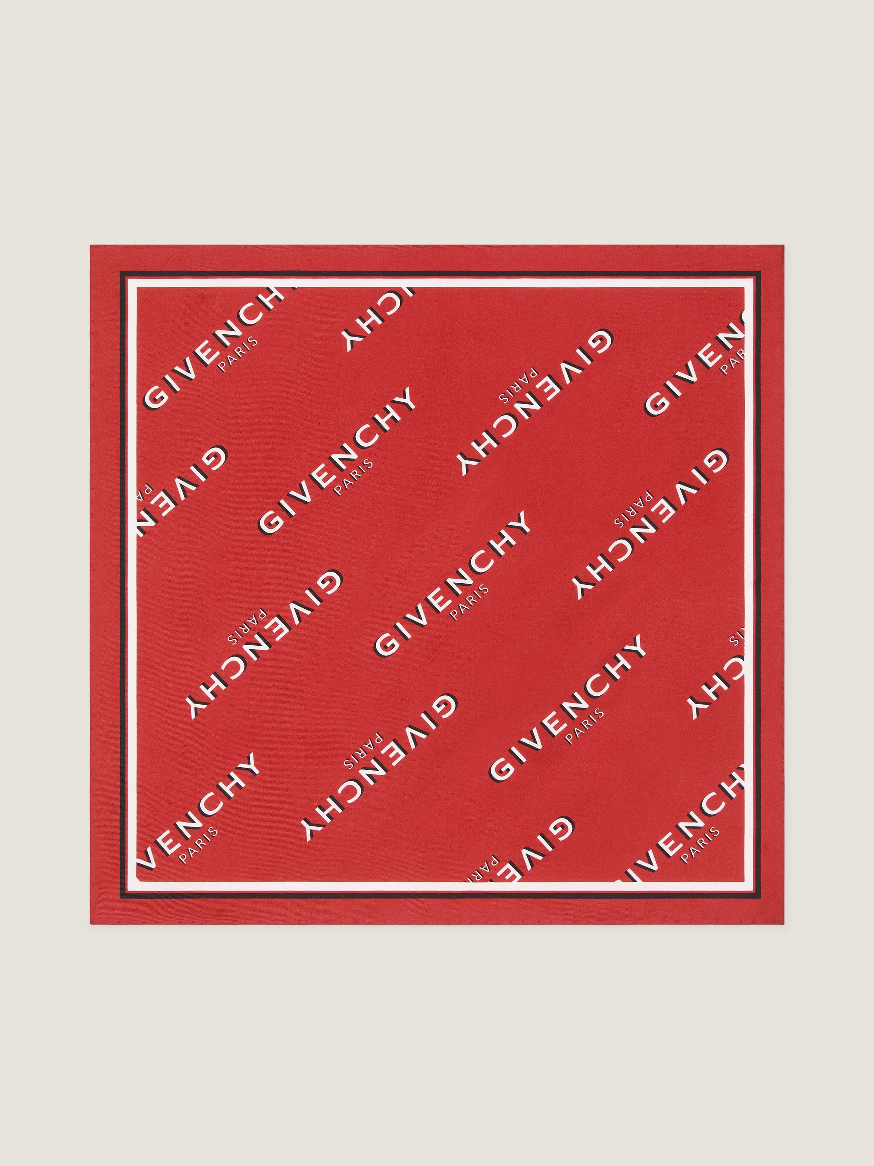 GIVENCHY Shadow small square in silk